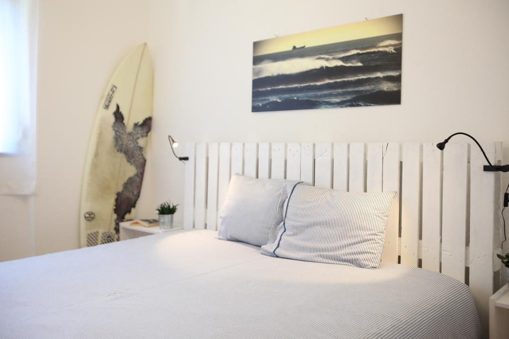 Moka Surfhouse Pansiyon Ericeira Oda fotoğraf